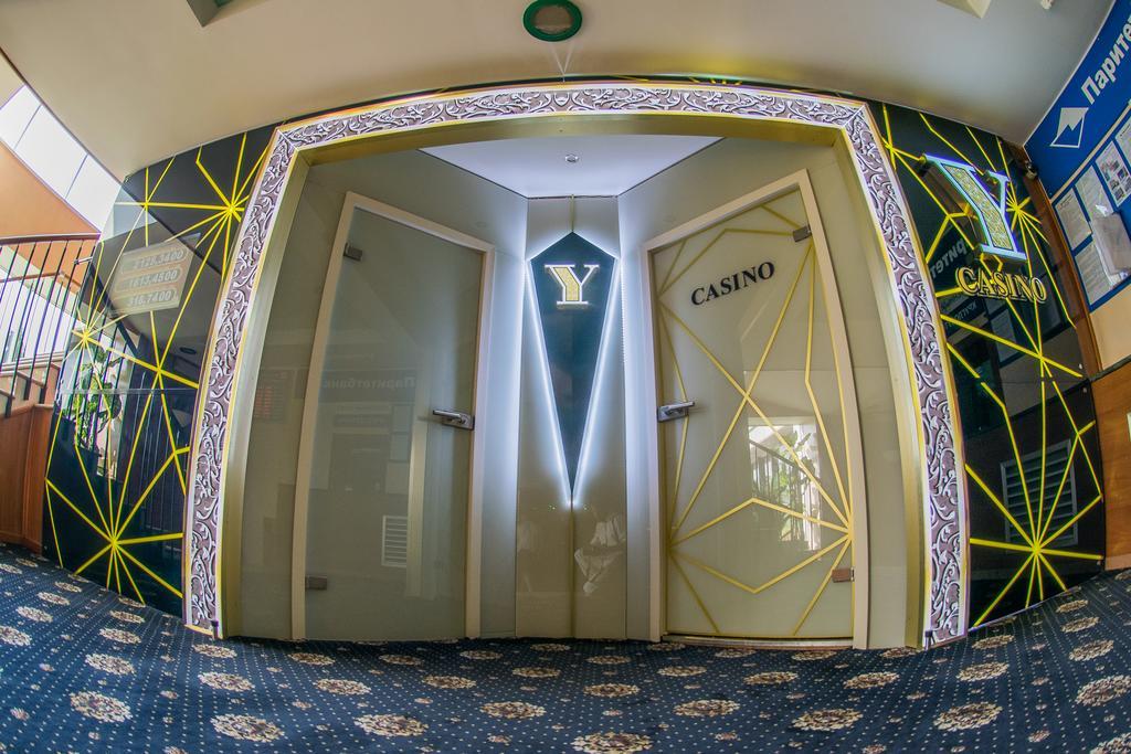 Hotel Yubileiny Minsk Ngoại thất bức ảnh