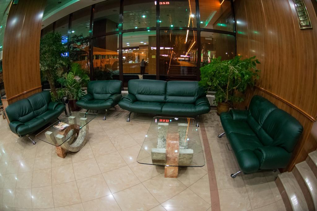 Hotel Yubileiny Minsk Ngoại thất bức ảnh