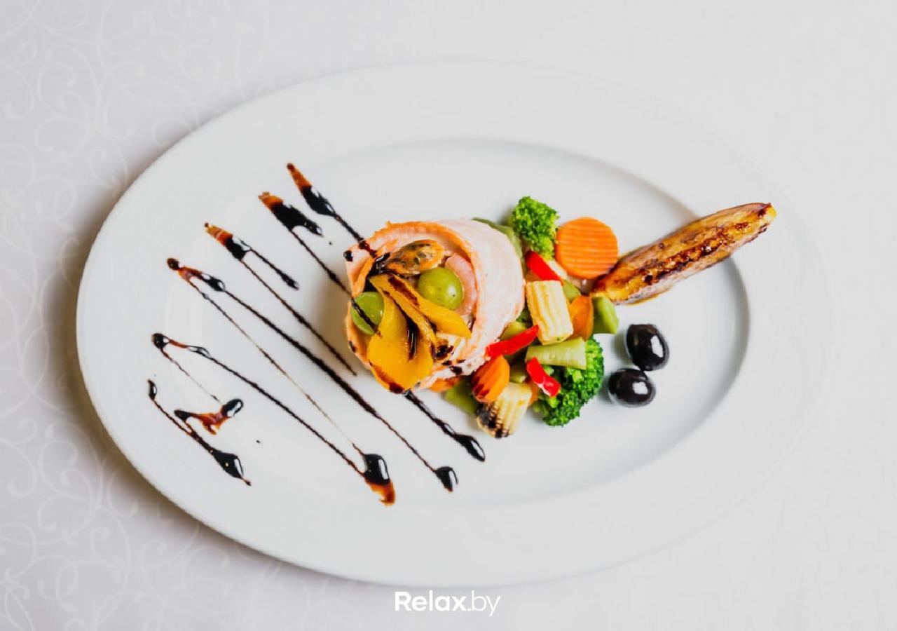 Hotel Yubileiny Minsk Ngoại thất bức ảnh